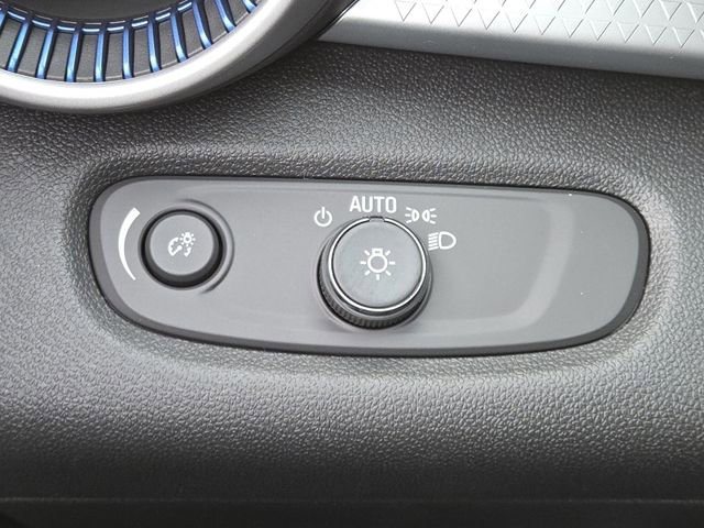 New 2026 Chevrolet Trax LS w/ LS Convenience Package image 11