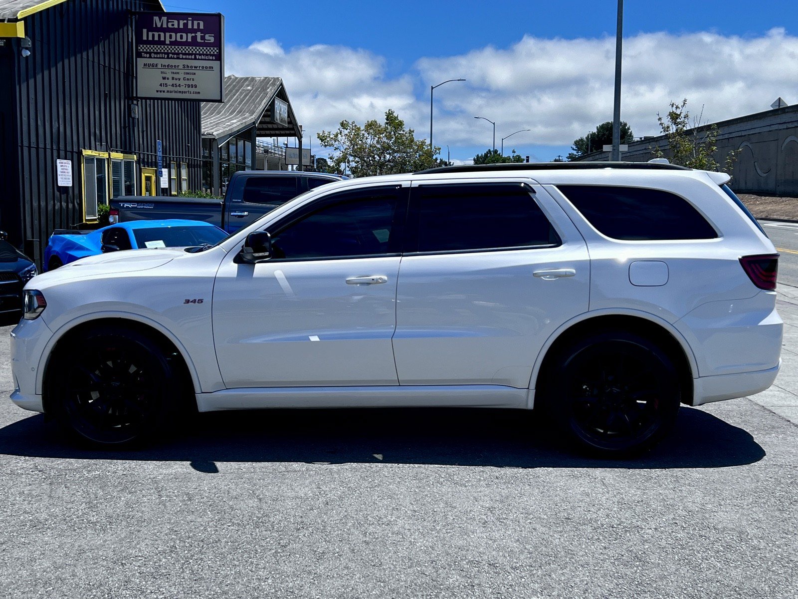 Used 2018 Dodge Durango R/T w/ Technology Group AWD/4WD image 9