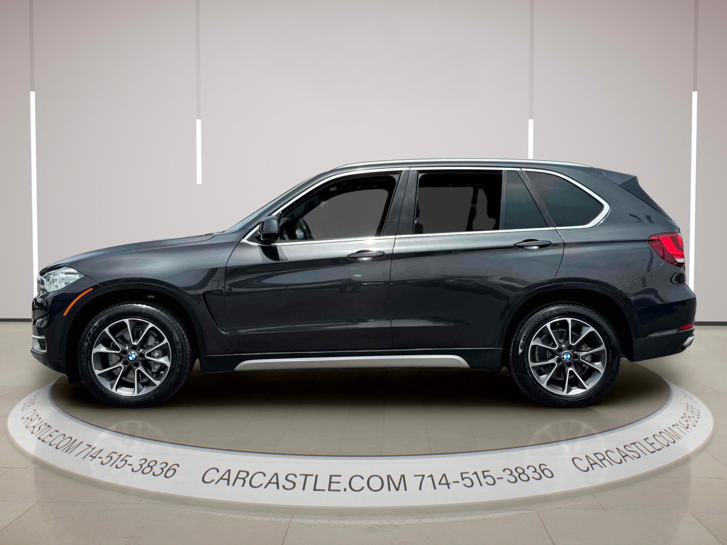 Used 2018 BMW X5 sDrive35i w/ M Sport Package RWD image 3