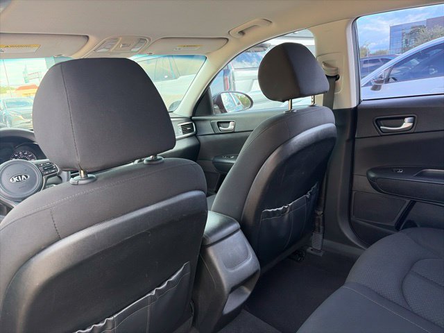 Used 2017 Kia Optima LX w/ Option Group 014 FWD image 9