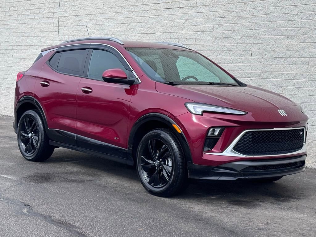 Used 2025 Buick Encore GX Sport Touring image 6