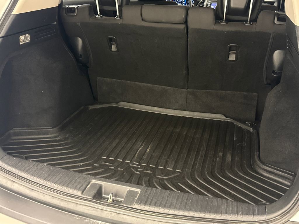 Used 2017 Honda HR-V LX image 12