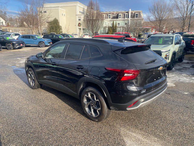 New 2026 Chevrolet Trax LT w/ LT Convenience Package image 6