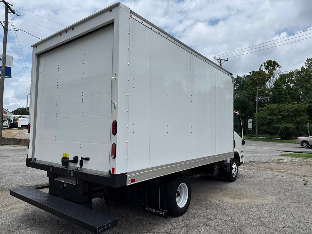 Used 2024 Isuzu NPR RWD image 8