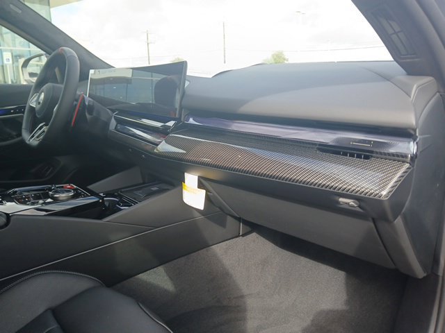 New 2027 BMW M5 Touring AWD/4WD image 19