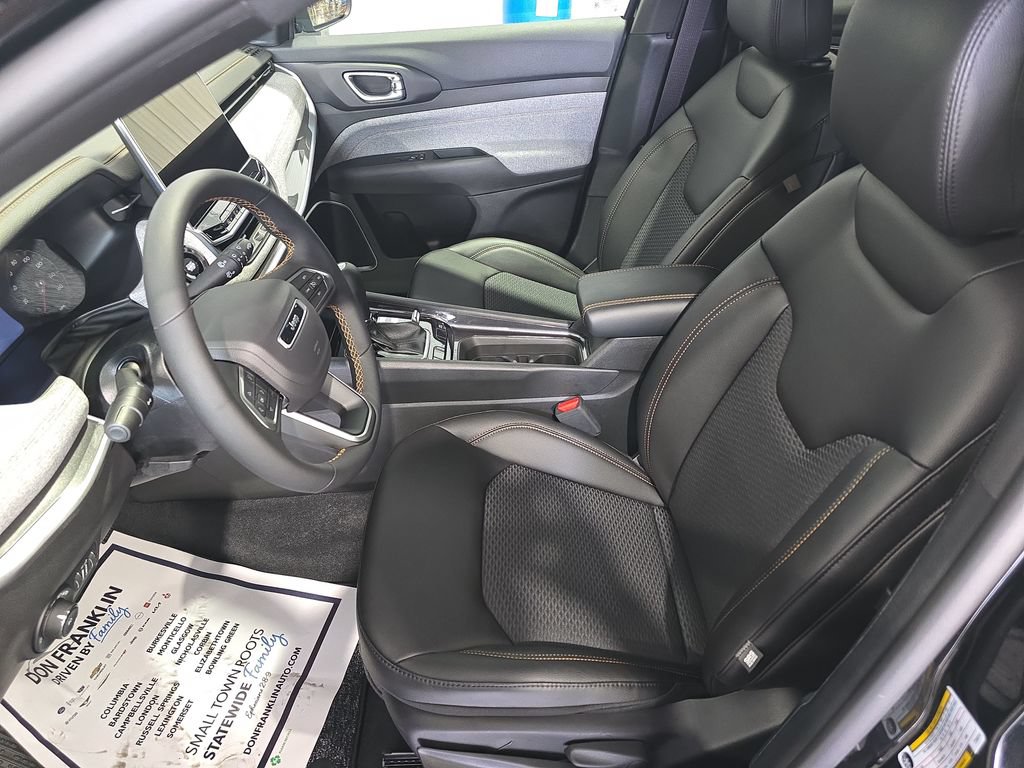 New 2026 Jeep Compass Latitude AWD/4WD image 13