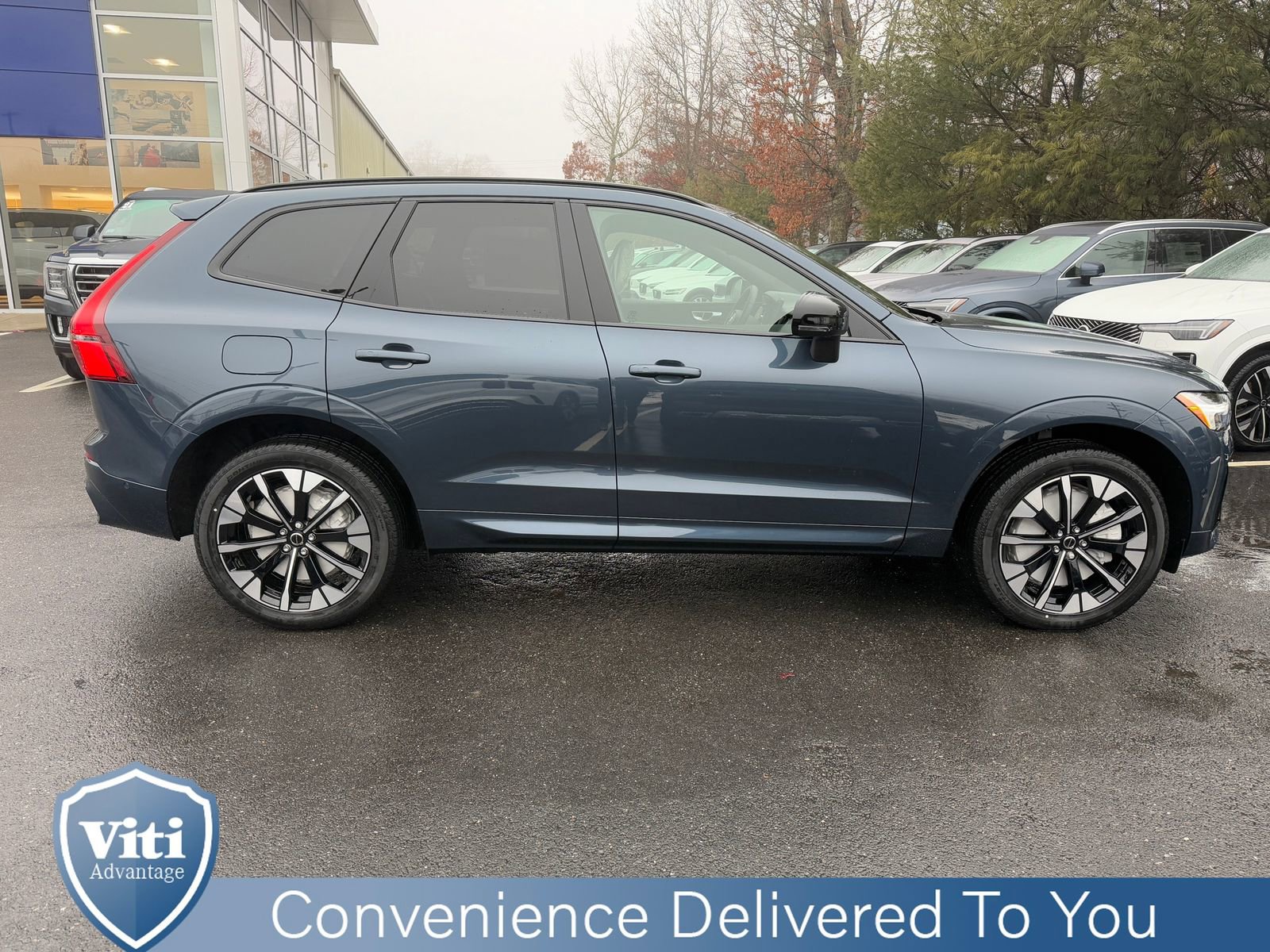 New 2026 Volvo XC60 T8 Plus w/ Protection Package Premier image 9