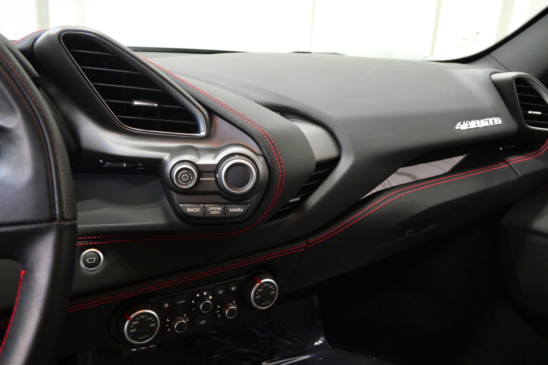 Used 2018 Ferrari 488 GTB image 27