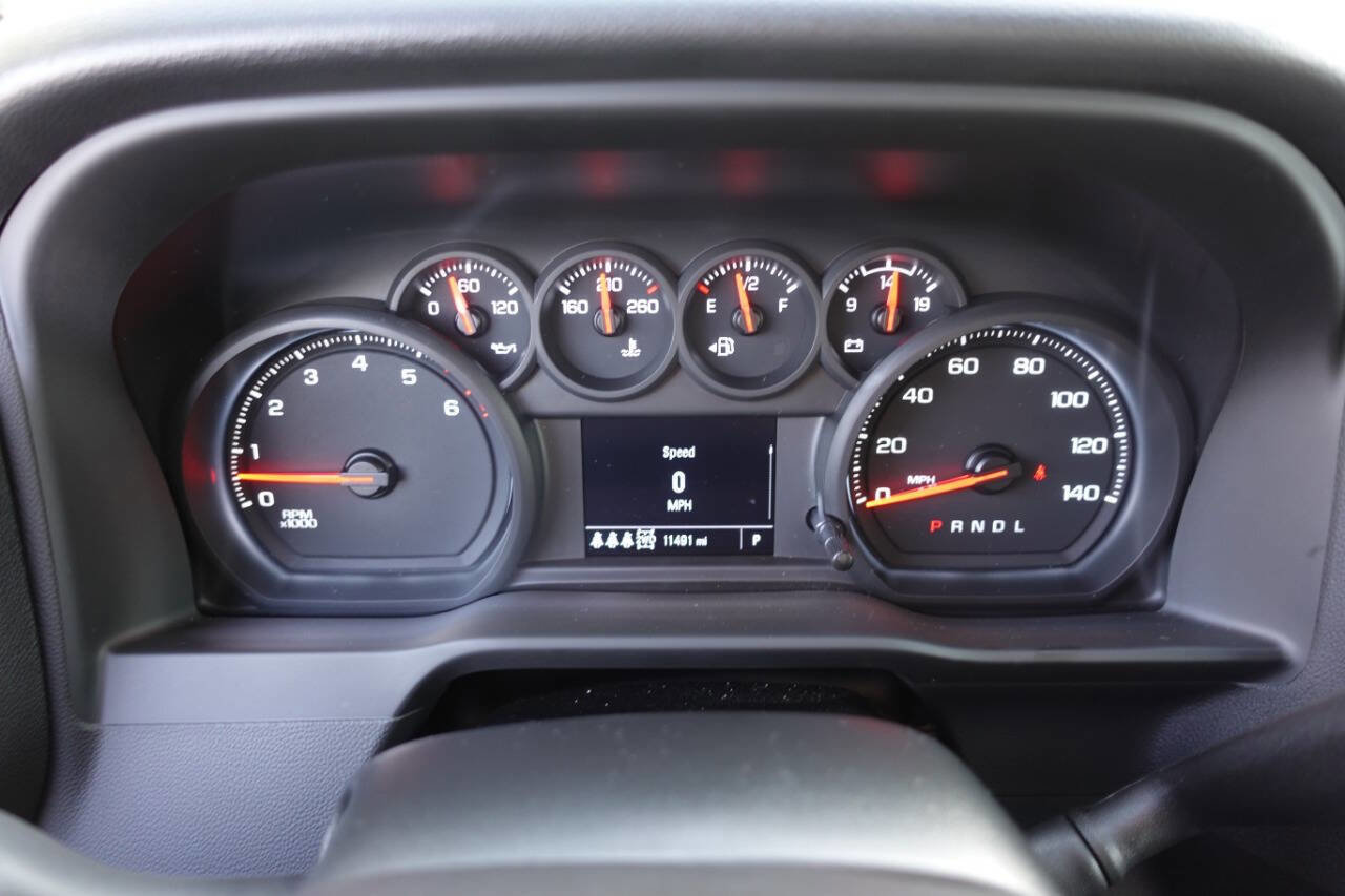 Used 2025 Chevrolet Silverado 2500 Custom w/ Custom Value Package image 50