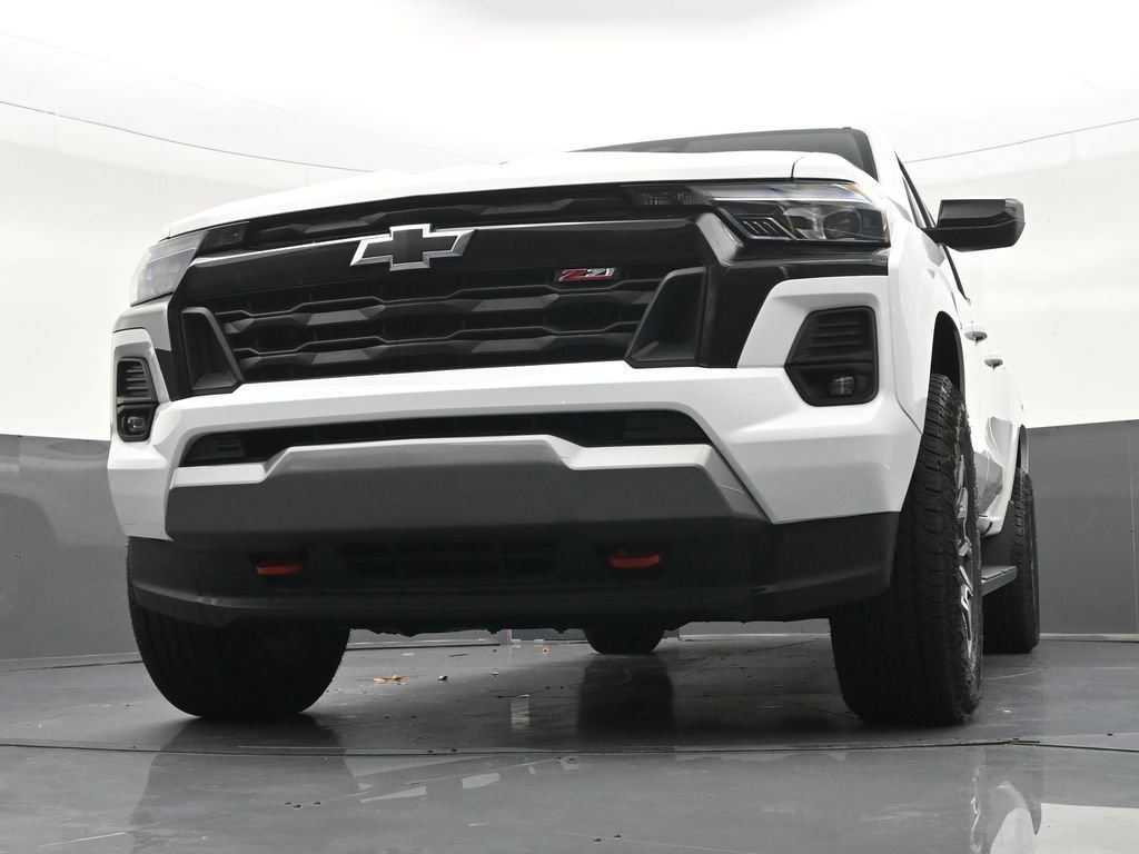 Used 2026 Chevrolet Colorado Z71 w/ Z71 Convenience Package 2 AWD/4WD image 32