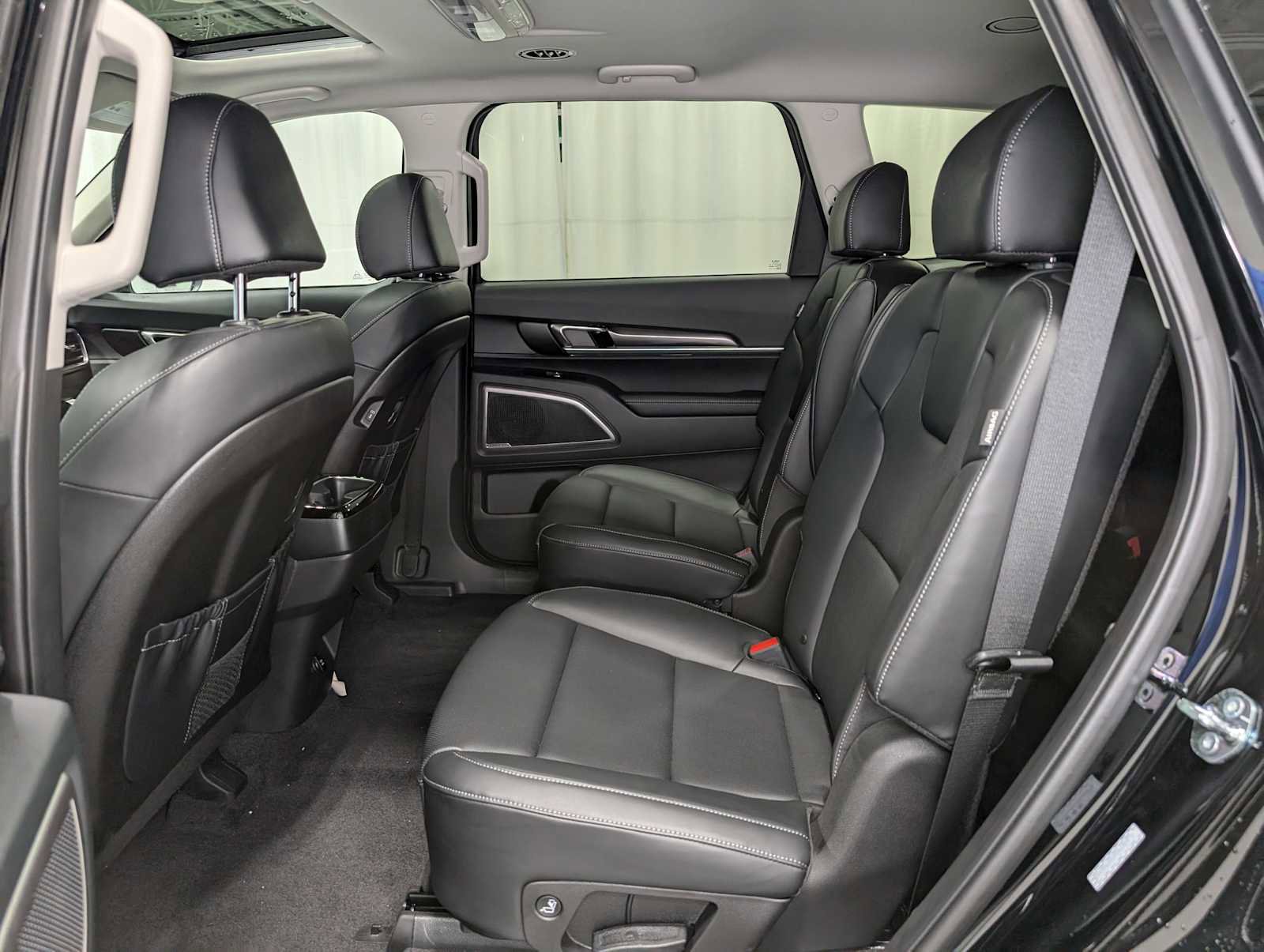 New 2025 Kia Telluride S image 21