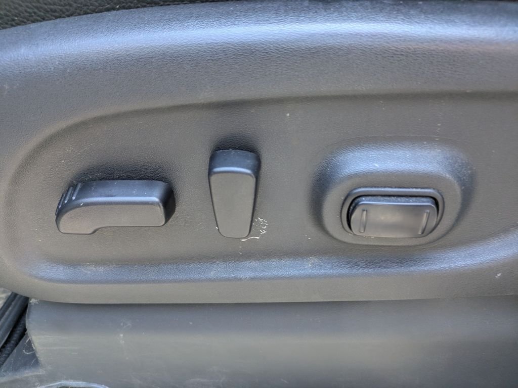 Used 2016 Nissan Titan XD AWD/4WD image 19