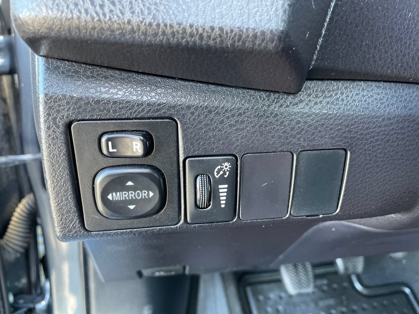 Certified 2016 Toyota Corolla S FWD image 12
