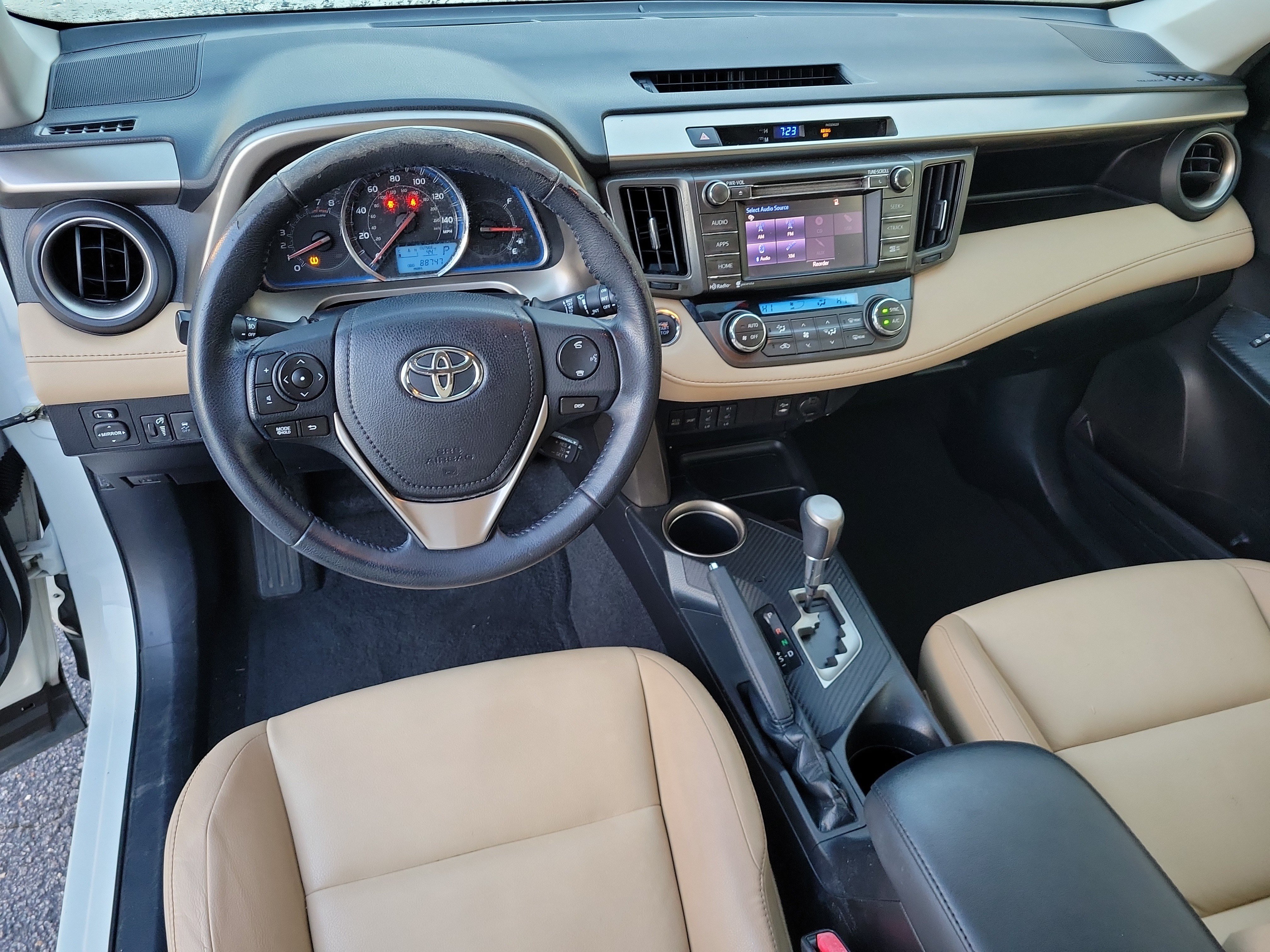 Used 2014 Toyota RAV4 Limited FWD image 14