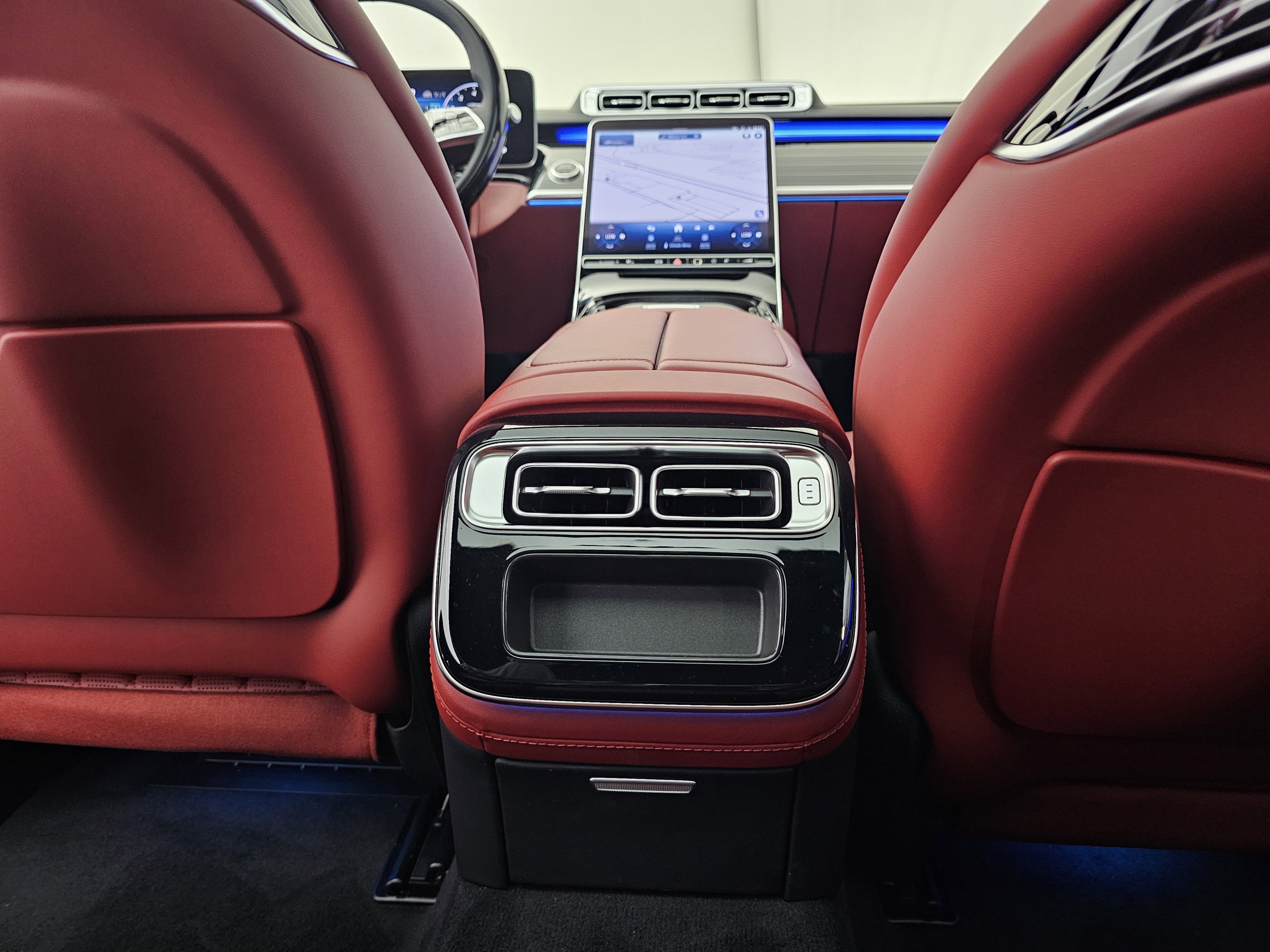 New 2026 Mercedes-Benz S 580 4MATIC Sedan image 30