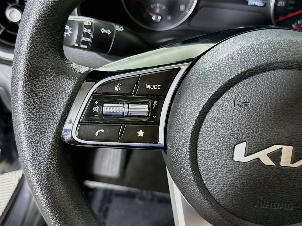Used 2023 Kia Forte LXS FWD image 20
