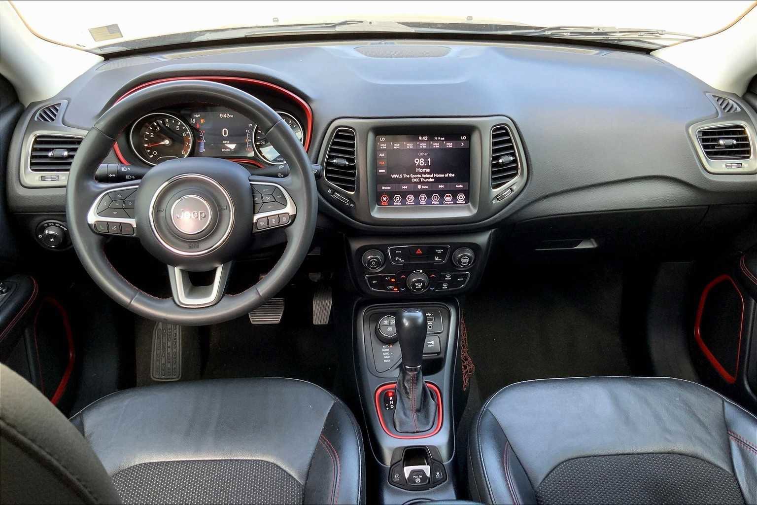 Used 2021 Jeep Compass Trailhawk image 14
