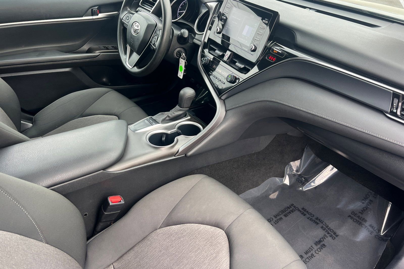 Used 2023 Toyota Camry LE image 12