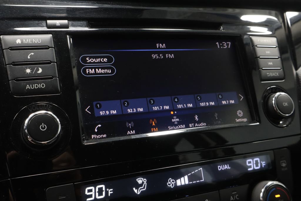 Used 2020 Nissan Rogue Sport SV w/ All-Weather Package image 2