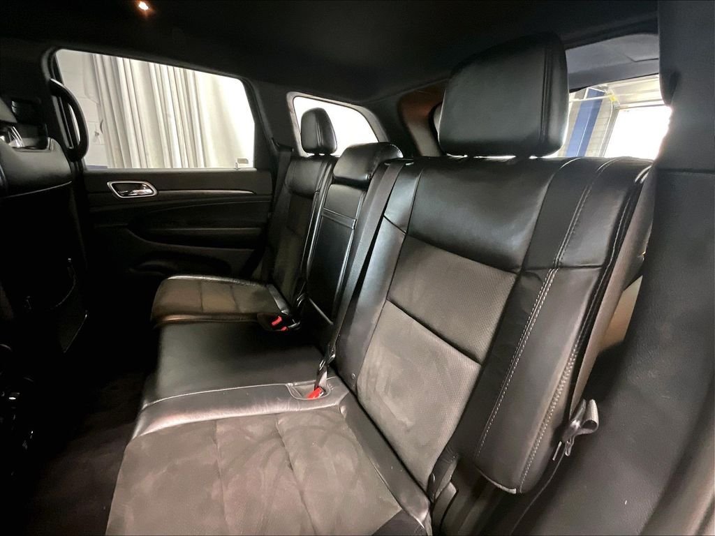 Used 2018 Jeep Grand Cherokee Altitude AWD/4WD image 15