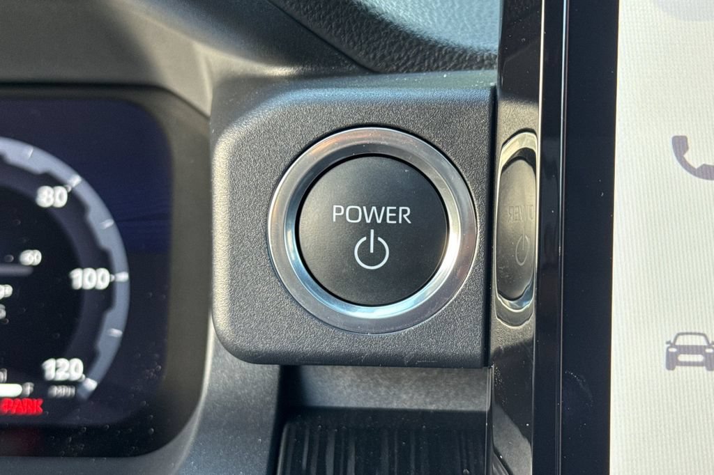 Certified 2025 Toyota 4Runner Platinum AWD/4WD image 21