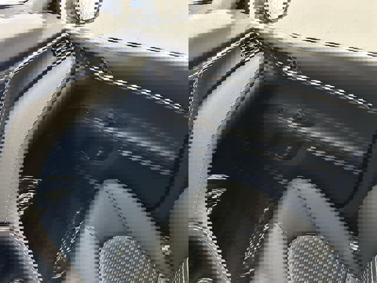 Used 2024 Toyota Camry SE image 24