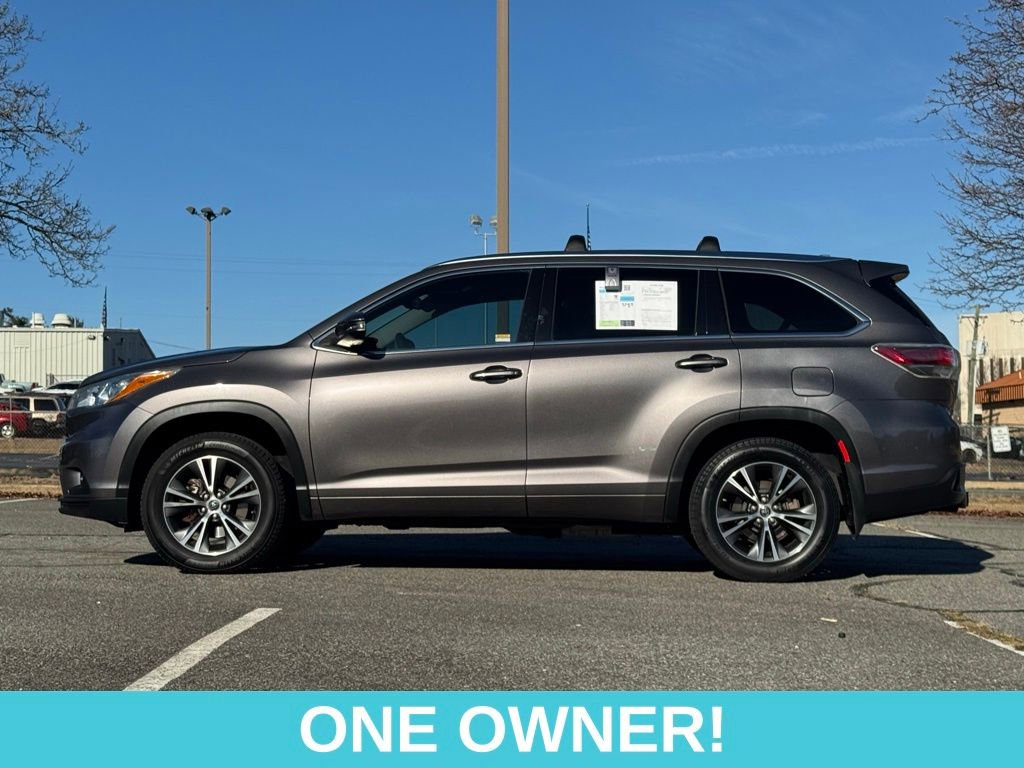 Used 2016 Toyota Highlander XLE image 6