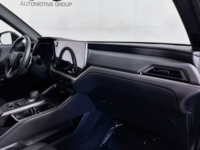 Used 2025 Lexus TX 350 AWD image 30