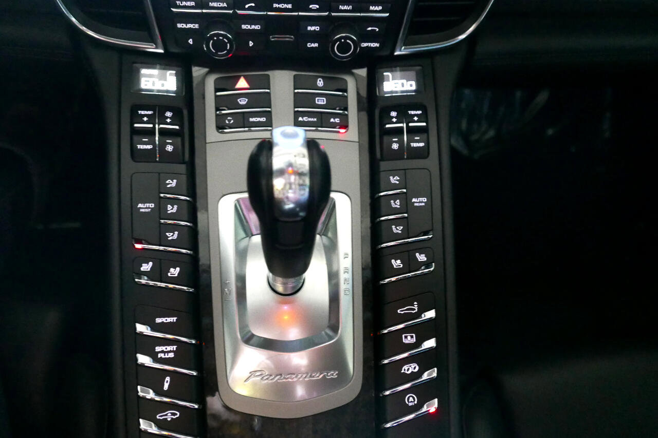Used 2012 Porsche Panamera Turbo S image 52