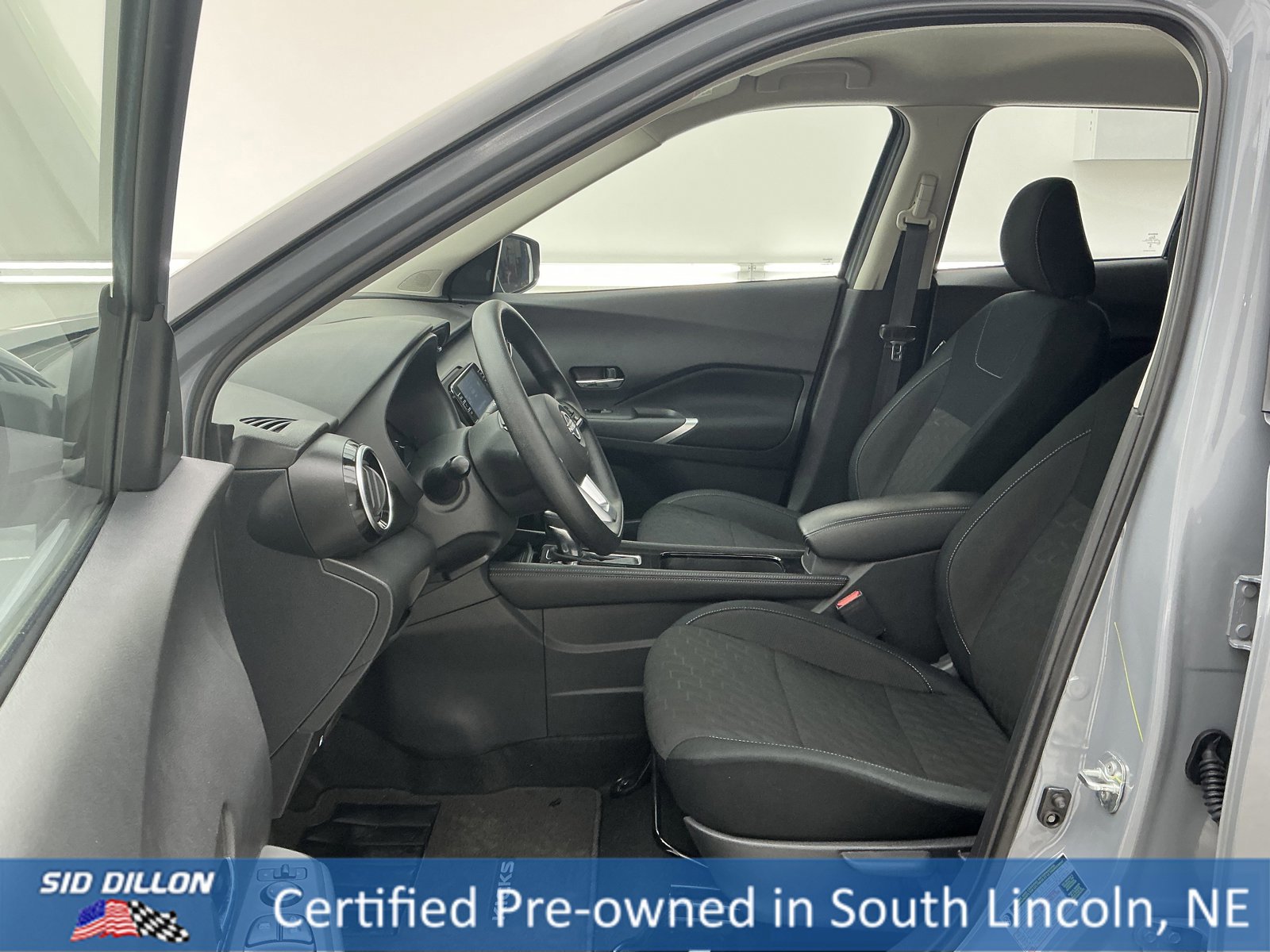 Used 2024 Nissan Kicks SV image 16