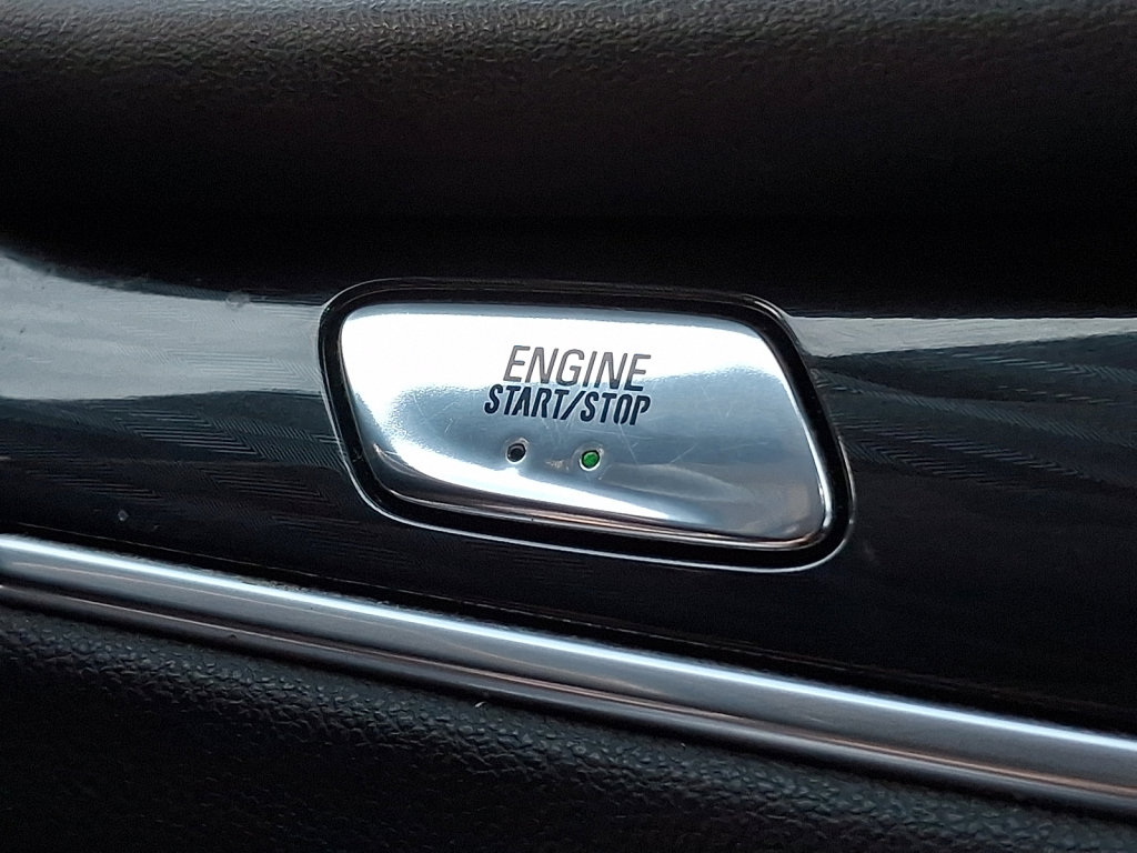 Used 2019 Buick Enclave Essence FWD image 30