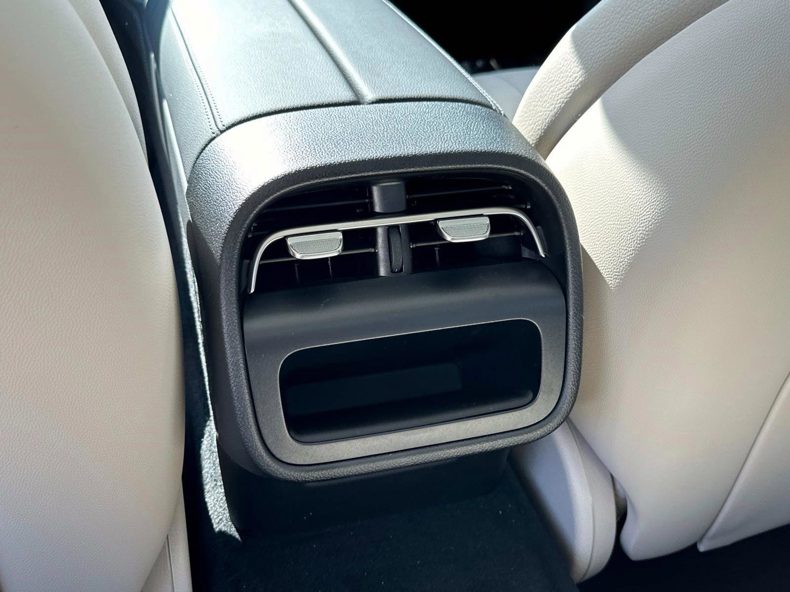 New 2026 Mercedes-Benz E 350 Sedan image 13