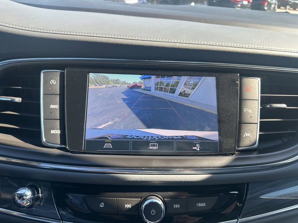 Used 2023 Buick Enclave Essence w/ Experience Buick Package image 24