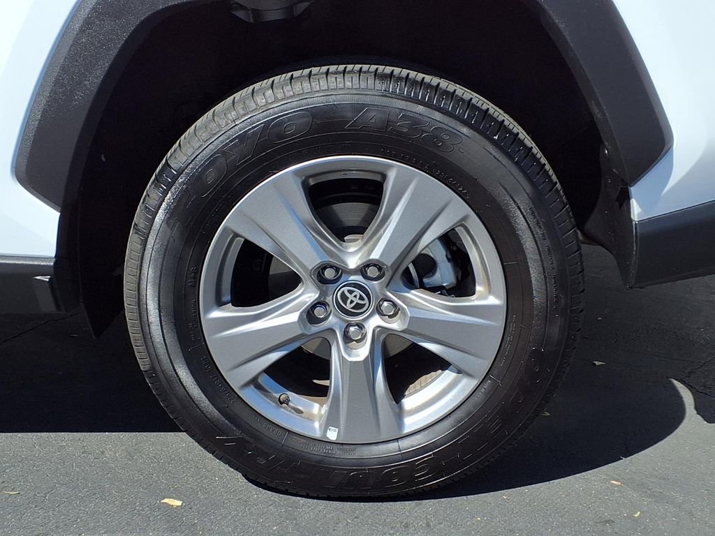 Certified 2025 Toyota RAV4 XLE w/ Convenience Package image 4