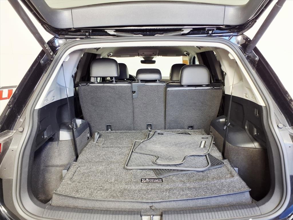 Used 2022 Volkswagen Tiguan SE image 8