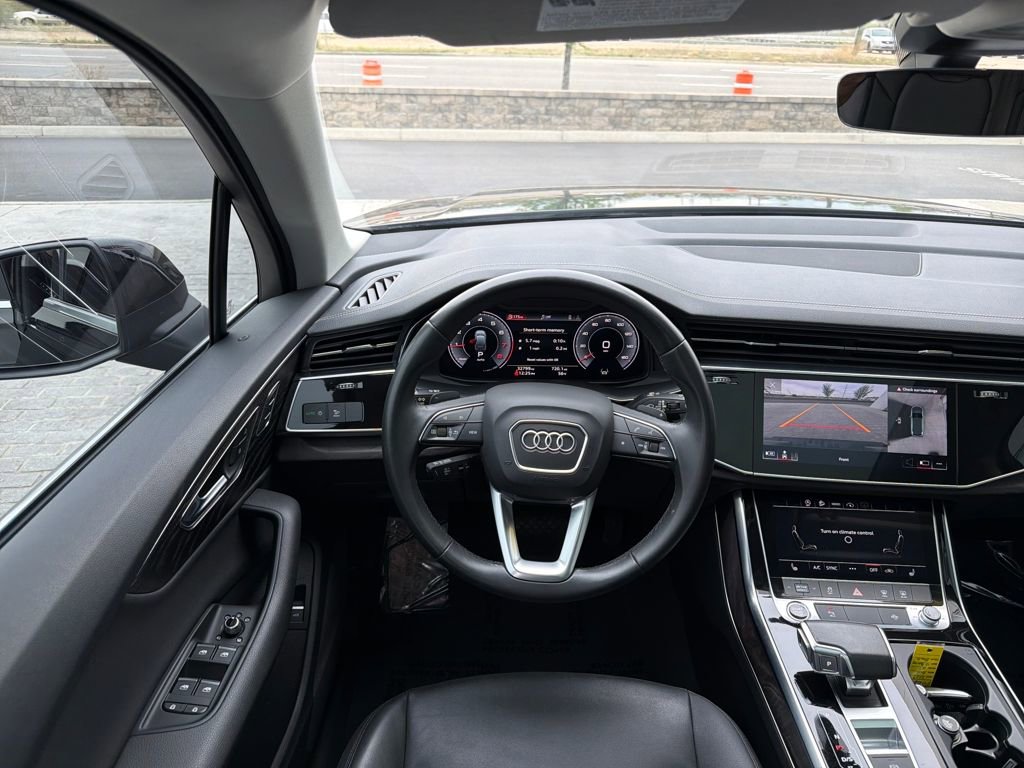 Used 2023 Audi Q7 2.0T Premium w/ Convenience Package image 16