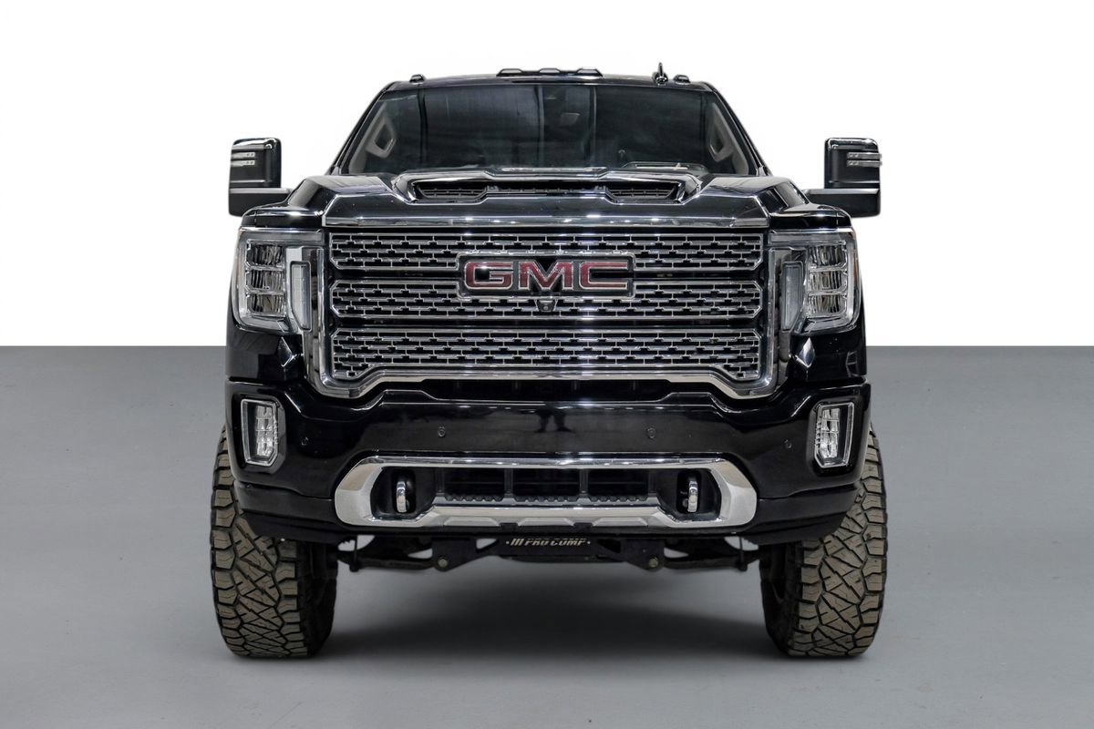 Used 2022 GMC Sierra 2500 Denali w/ Denali Ultimate Package AWD/4WD image 3
