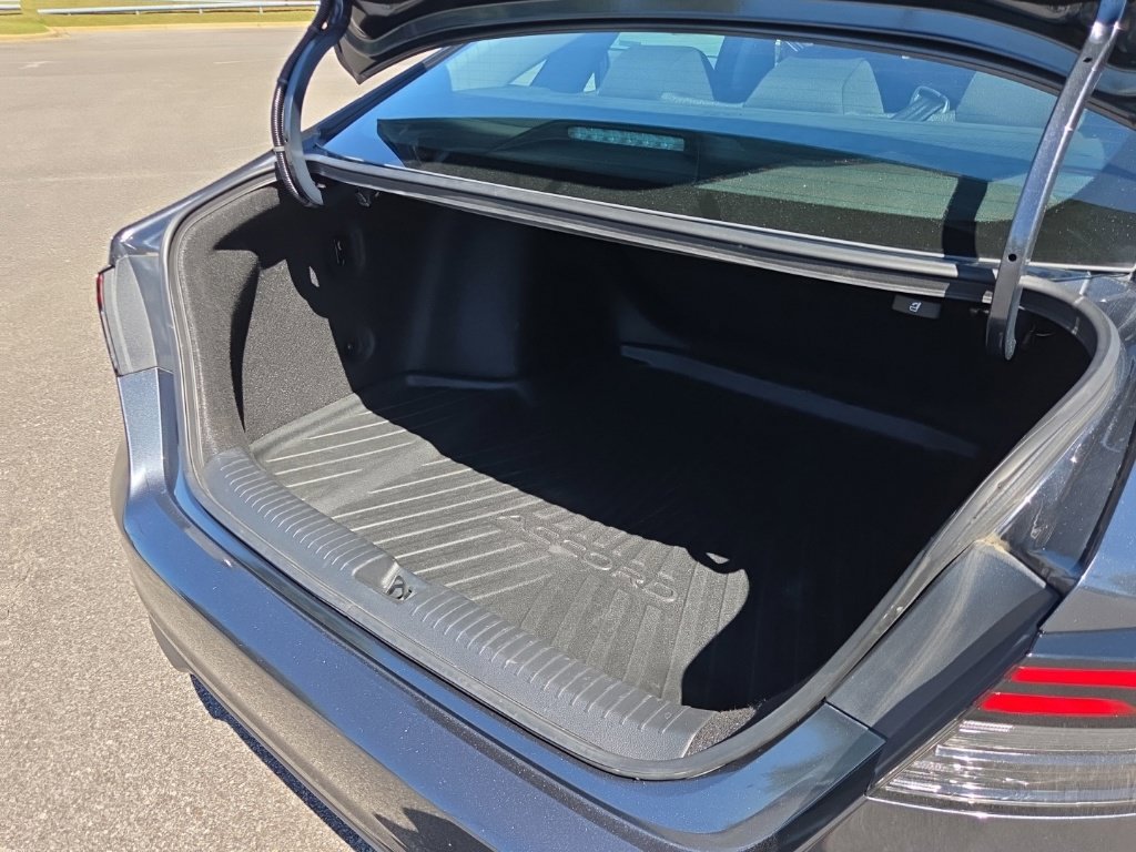 Used 2023 Honda Accord LX image 52