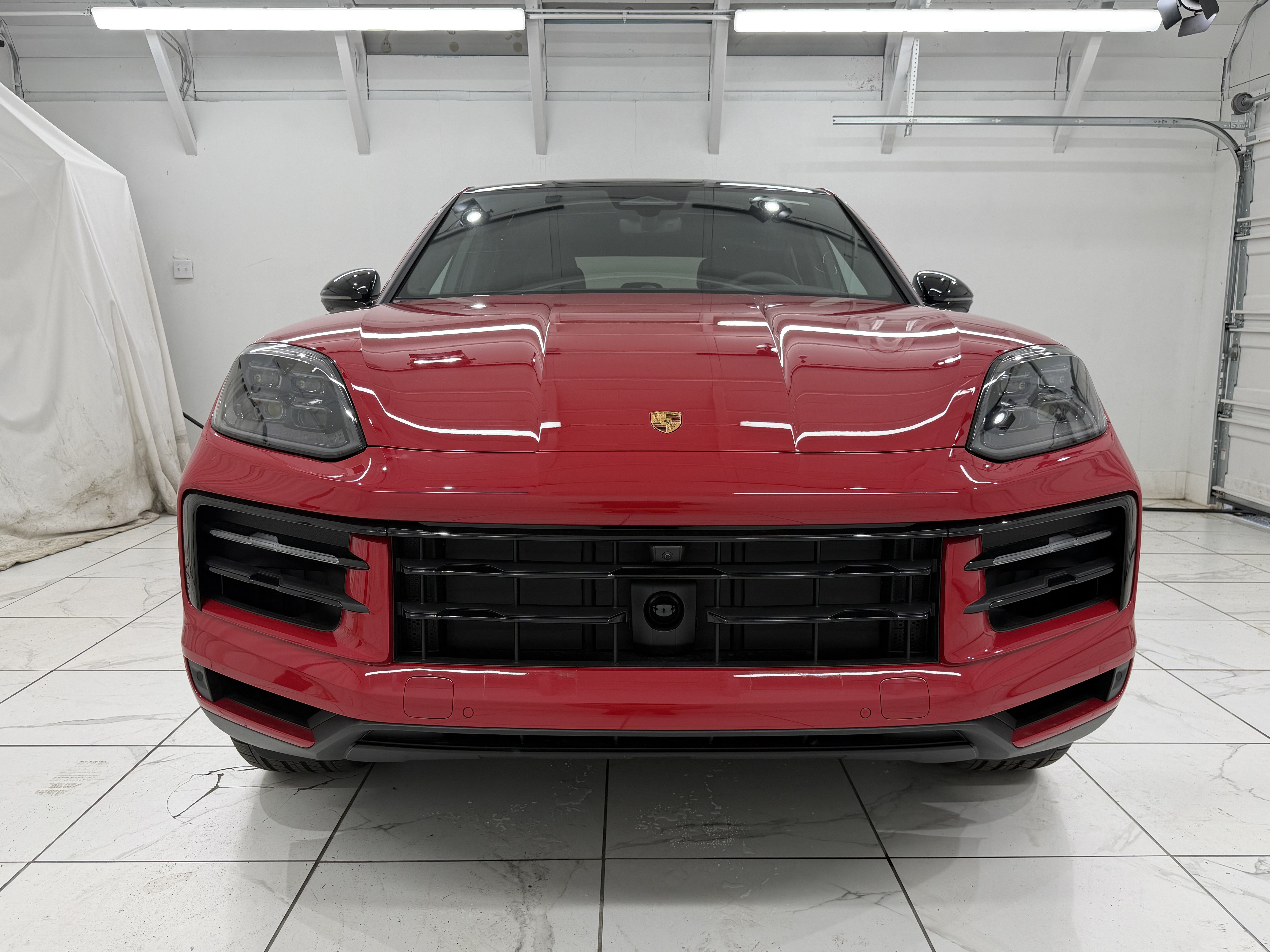 New 2026 Porsche Cayenne Coupe AWD/4WD image 9