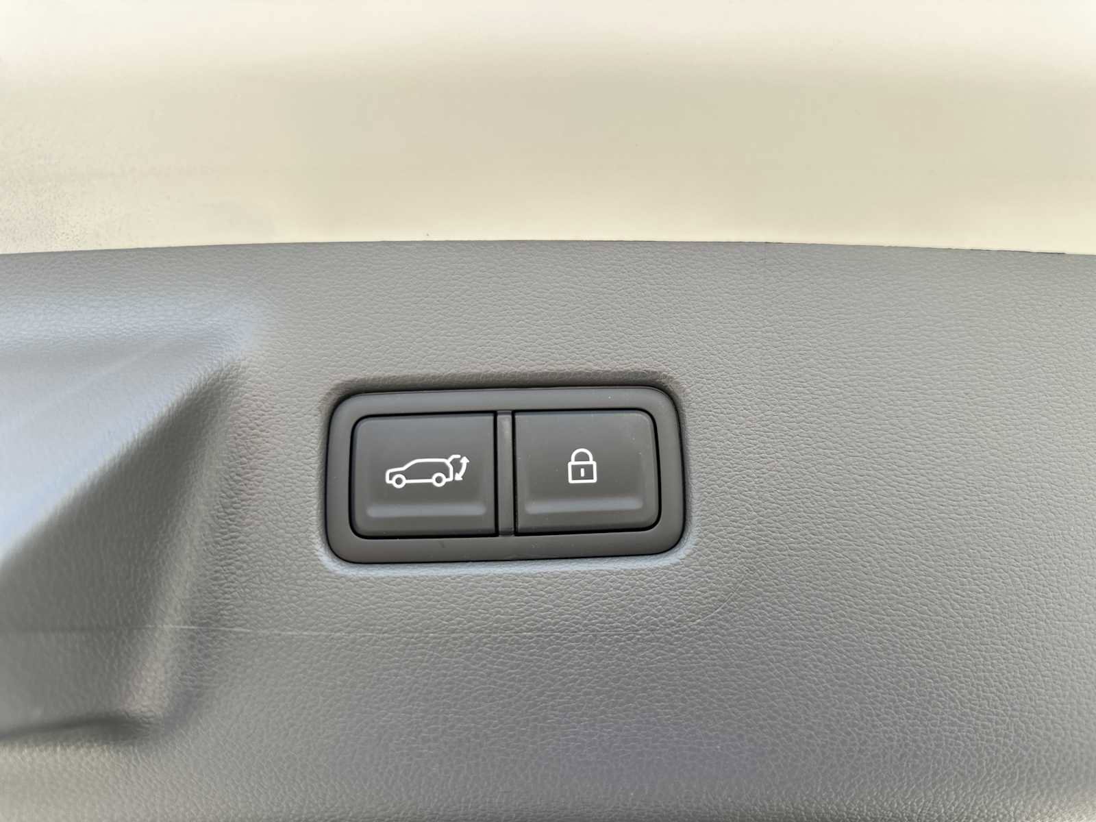 New 2026 Hyundai Santa Fe SEL FWD image 25