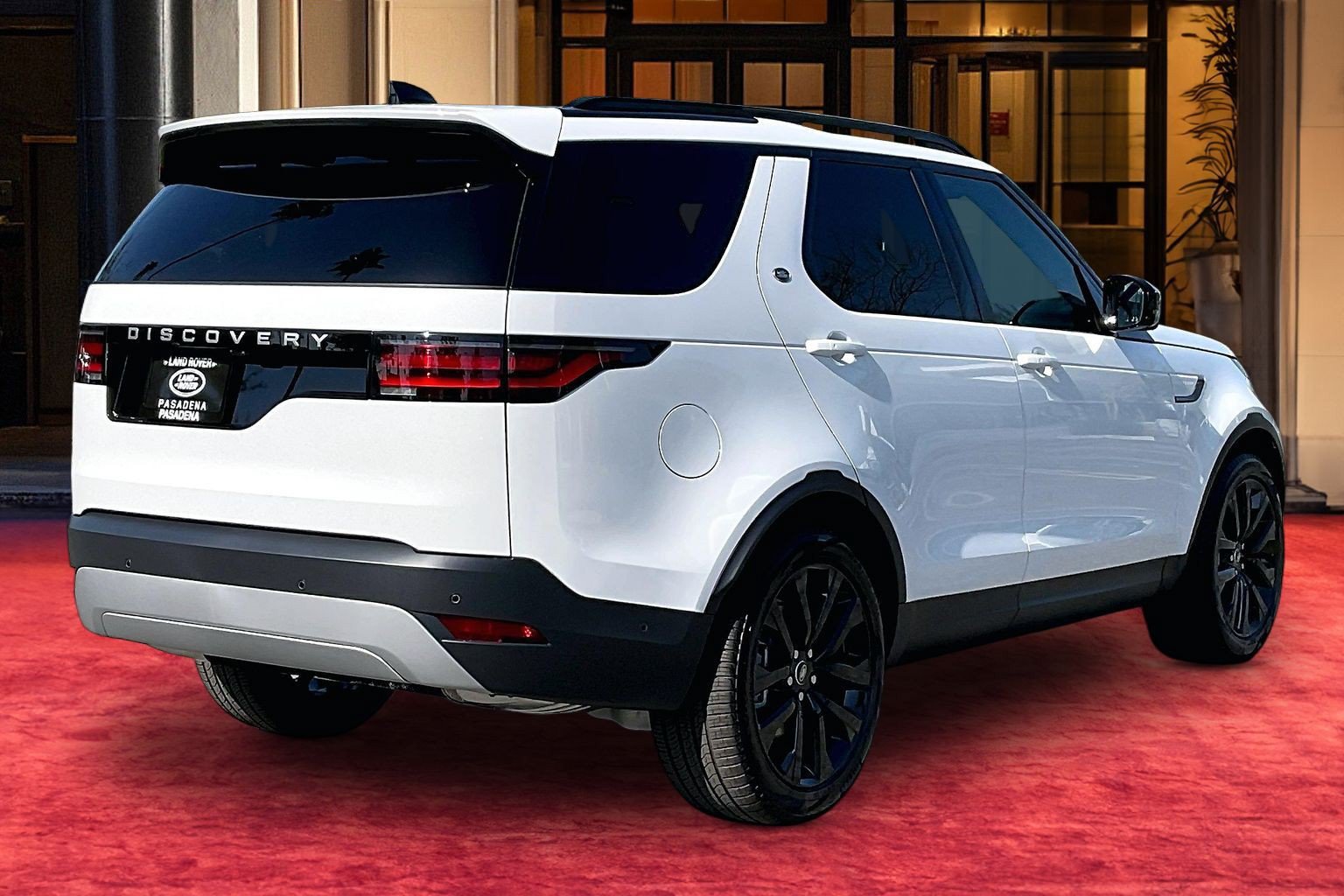 New 2026 Land Rover Discovery S AWD/4WD image 5