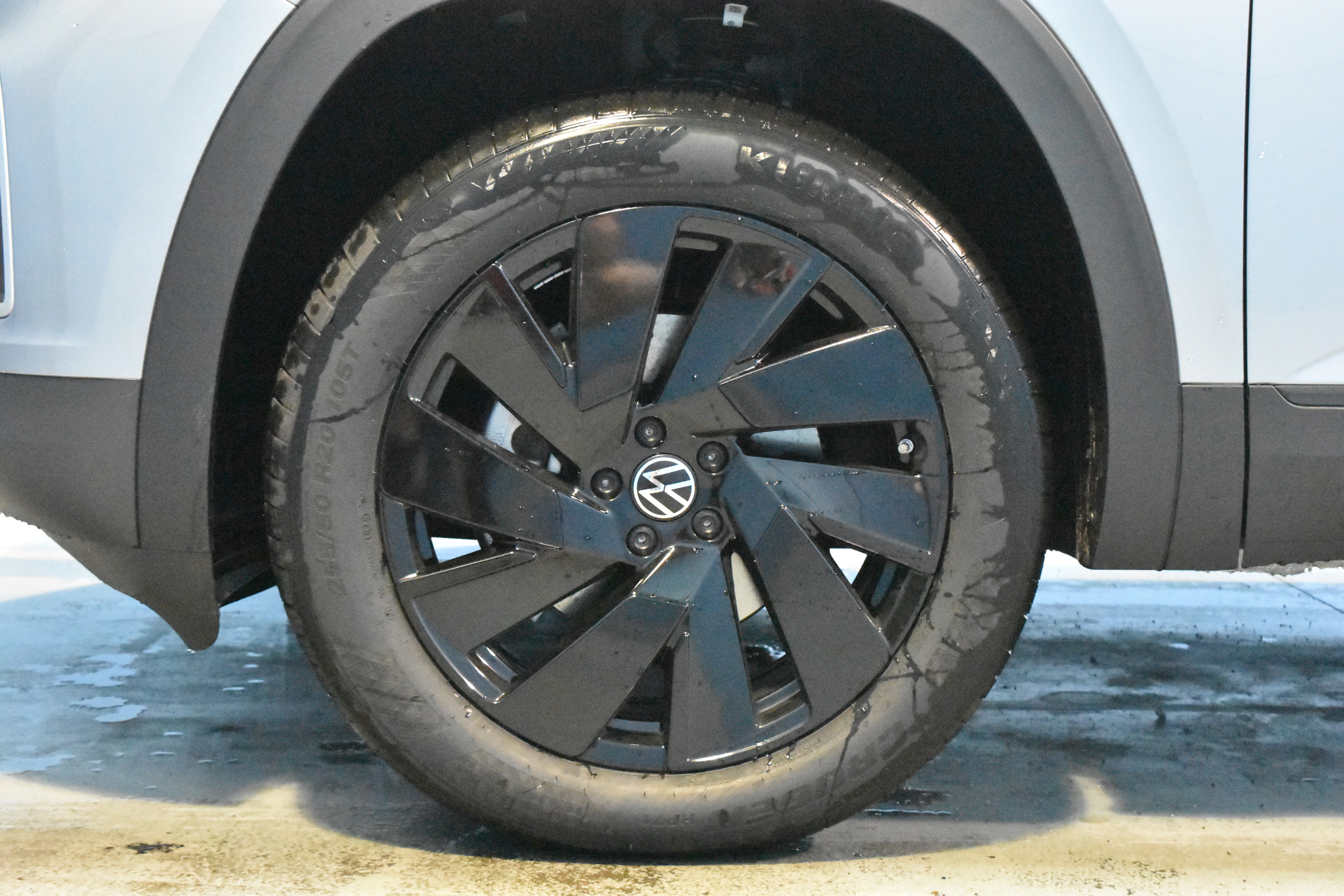 New 2026 Volkswagen Atlas SE FWD image 21