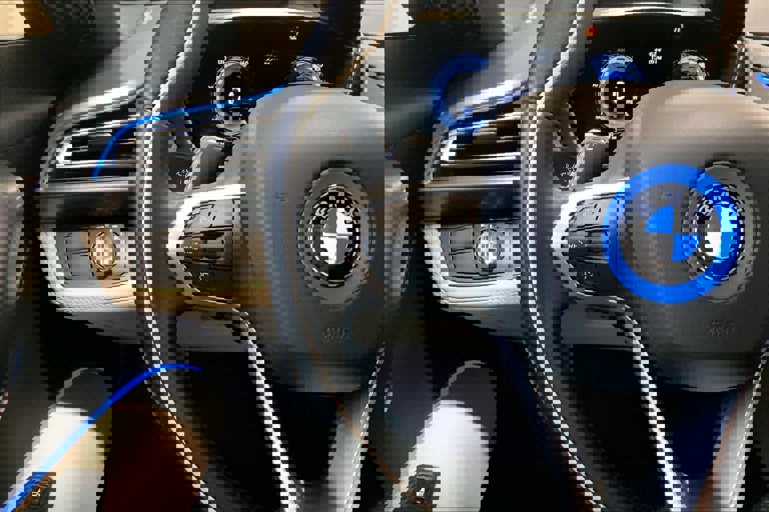 Used 2014 BMW i8 image 24