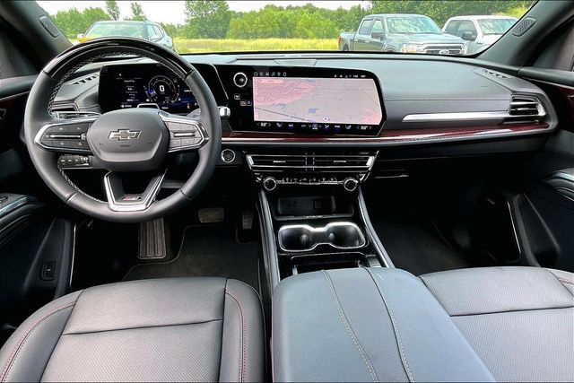 New 2026 Chevrolet Traverse Z71 w/ Enhanced Driving Package AWD/4WD image 5
