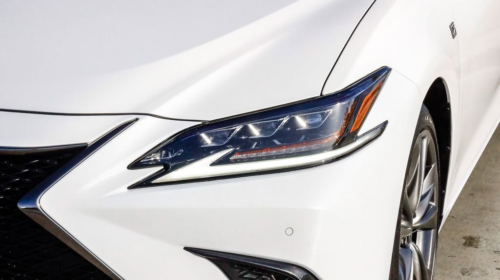 Used 2020 Lexus ES 350 F Sport w/ Accessory Package 2 FWD image 4