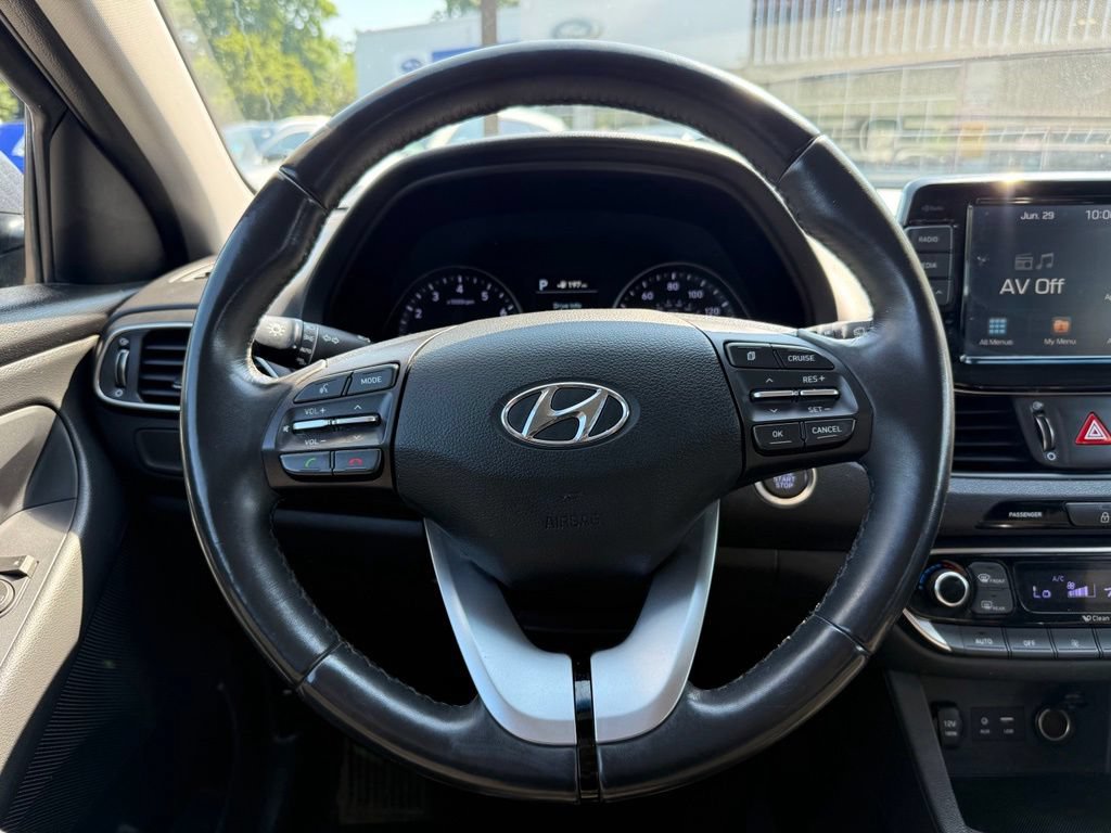Used 2018 Hyundai Elantra GT w/ Style Package 02 FWD image 10