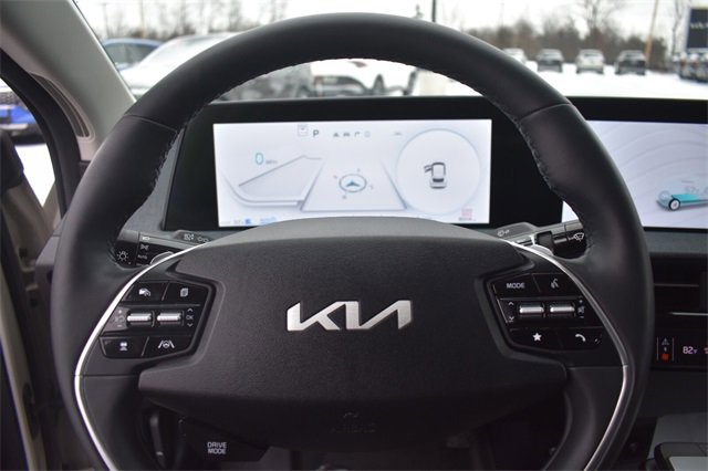 Used 2024 Kia EV6 Light image 25