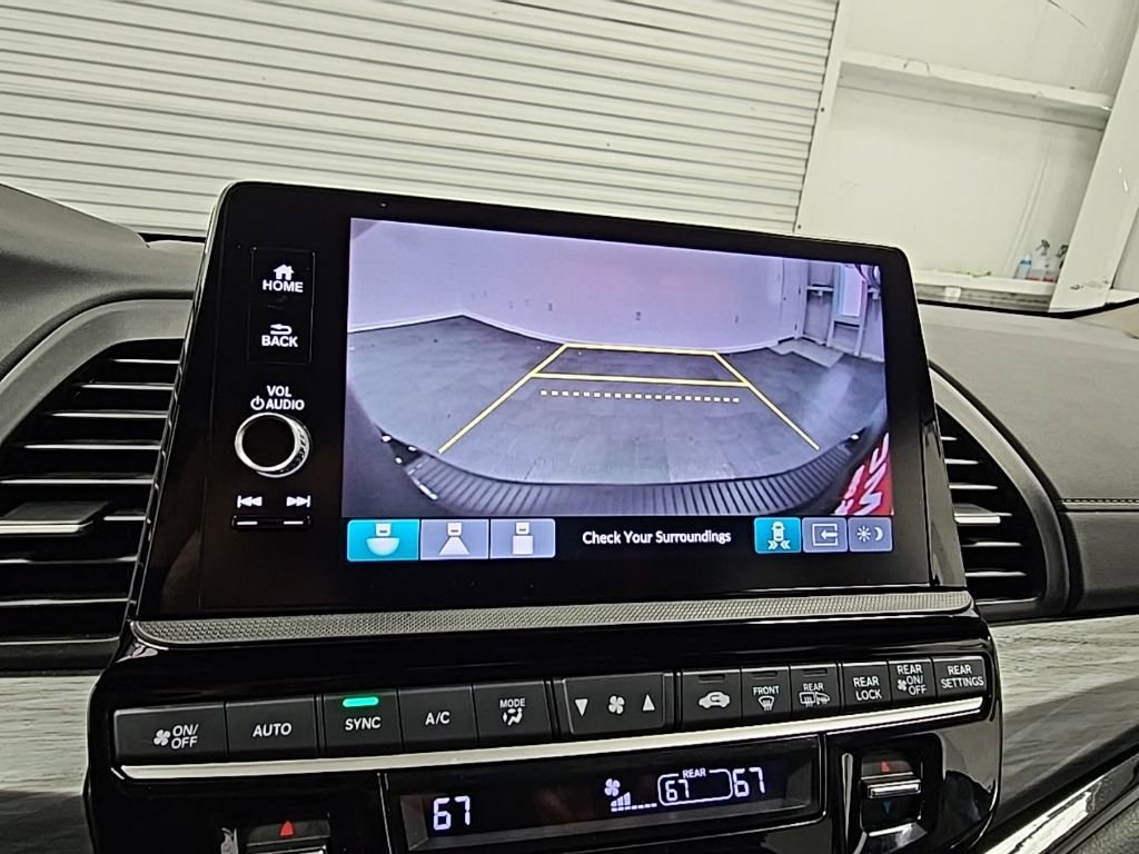 Used 2025 Honda Odyssey Elite image 19