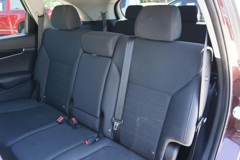 Used 2016 Kia Sorento LX w/ LX Convenience Package image 27