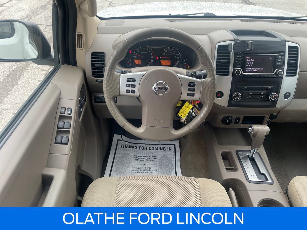 Used 2016 Nissan Frontier SV image 21